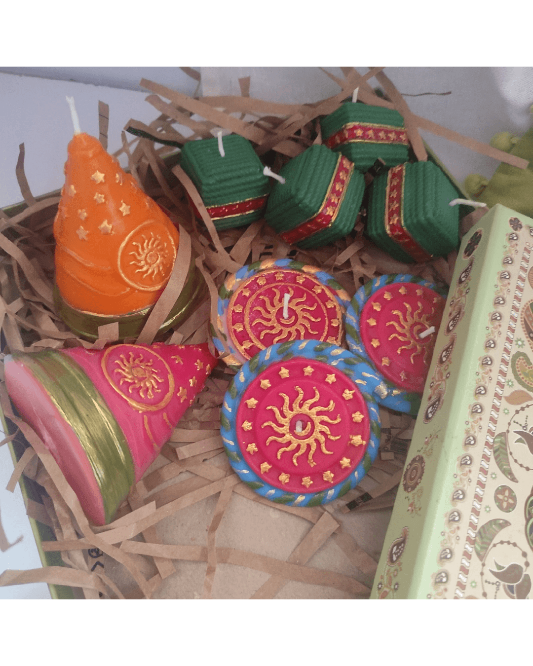 Anaar crackers 6