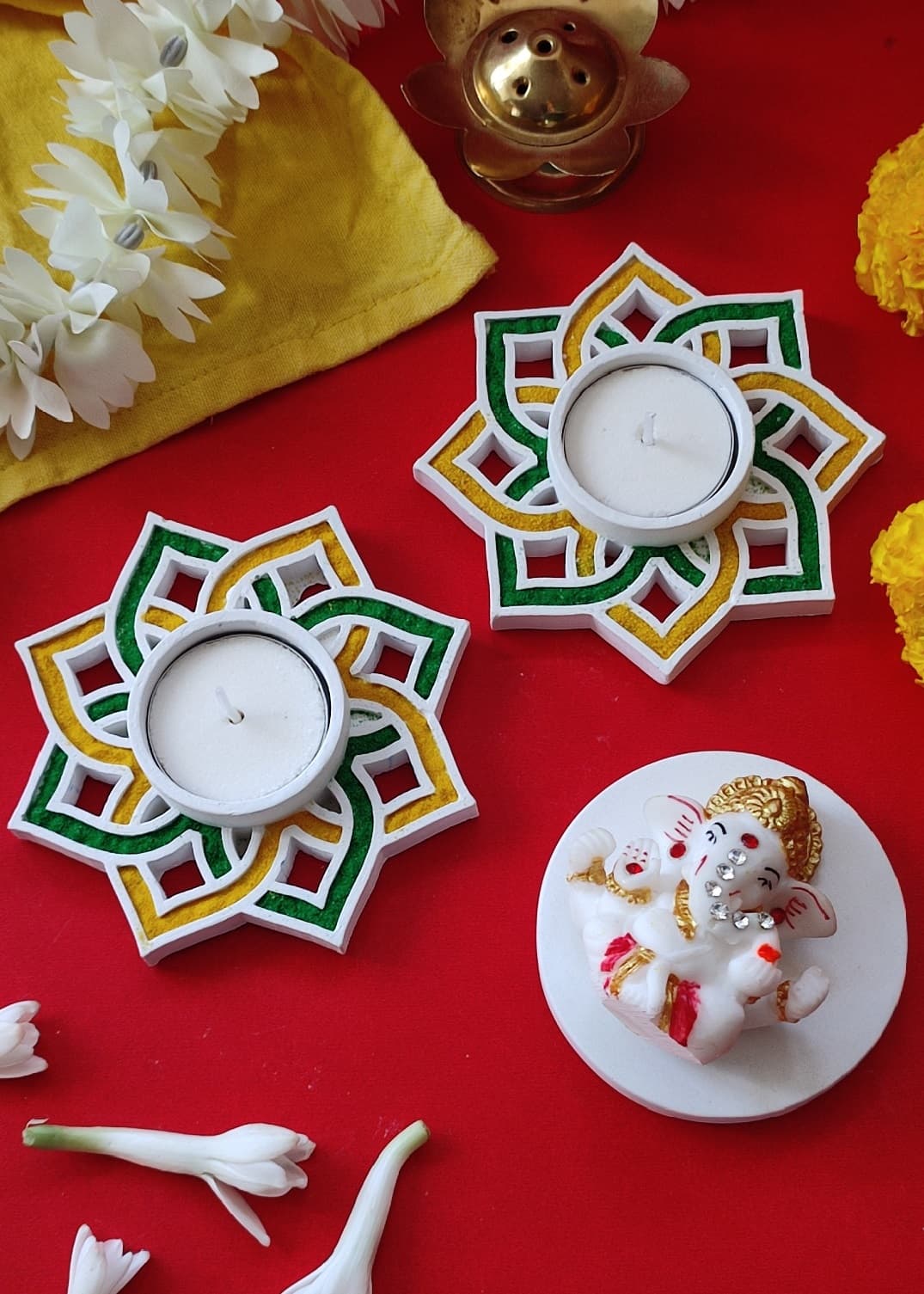 Rangoli 8 Petals Tealight Holder
